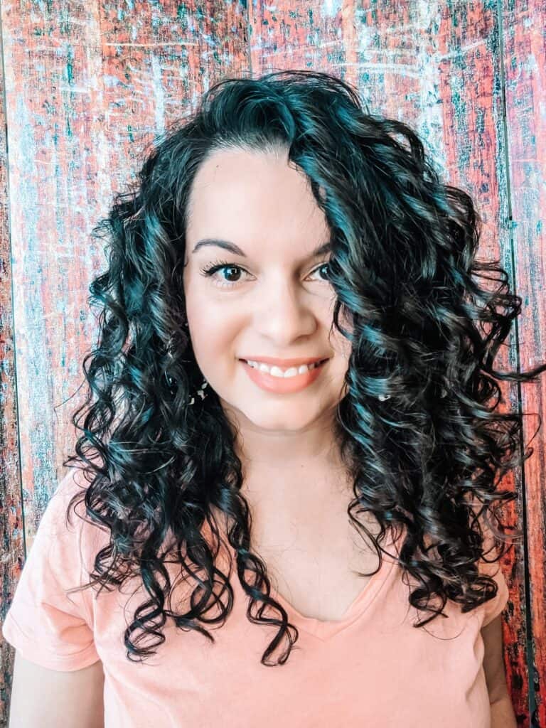 Delilah Orpi Holistic Enchilada curly hair expert and clean beauty blogger offers partnership opportunities